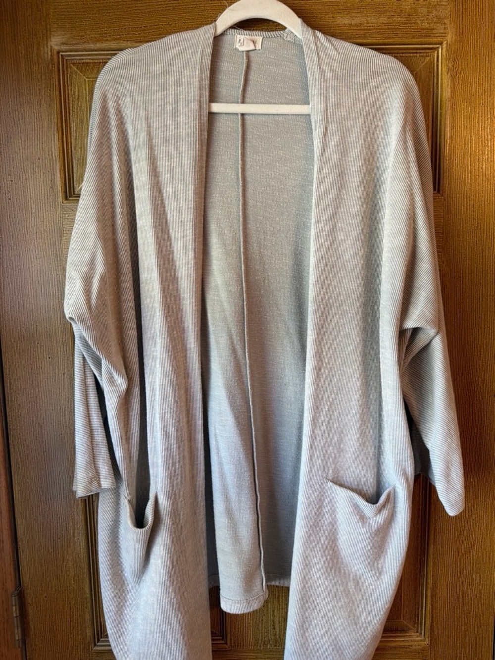 DONNI. Light Gray Open-Front Ribbed Cardigan with Pockets